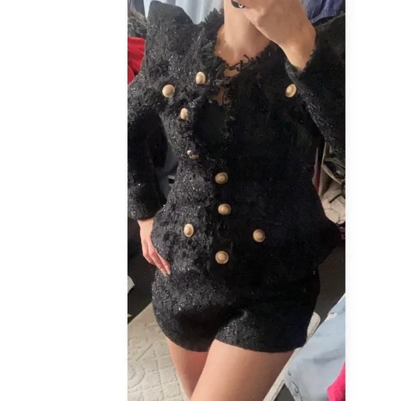 Elegant White Women's Pantsuit - Picture 15 of 16